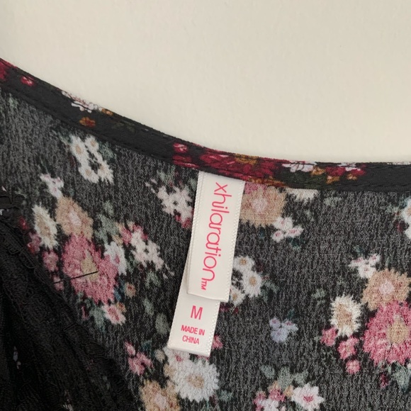 Women’s medium floral jumpsuit - Picture 5 of 5